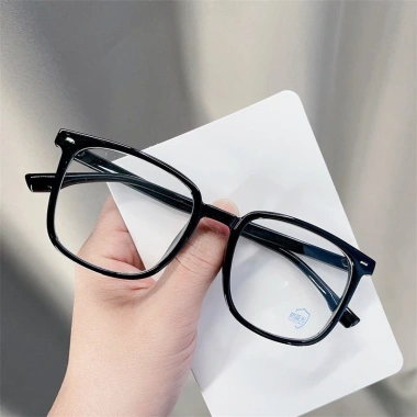 Kính Mát Gọng Vuông Đen Thời Trang cho Cặp Đôi - Bảo Vệ UV, Giá Ưu Đãi 49.680đ 8