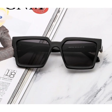 Kính Mát Gọng Vuông Nam Nữ Thời Trang Hàn Quốc MS07 - Giá 15.000 VND, giảm mạnh