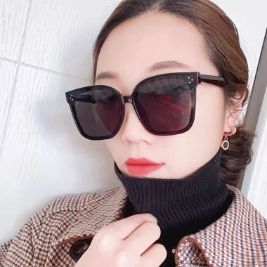Kính mát nam nữ Hàn Quốc thời trang UV400 bảo vệ mắt, giảm giá 25k - trend 2.022 7