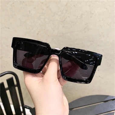 Kính mát nam nữ mắt mèo thời trang cao cấp - Giá rẻ 23.900đ, chất lượng tuyệt vời