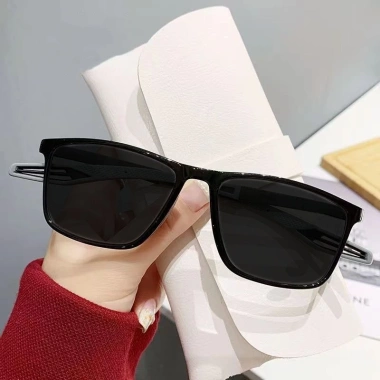 Kính Mát Phân Cực Chống UV Siêu Nhẹ, Chống Trượt, Thể Thao Thời Trang Nam Nữ