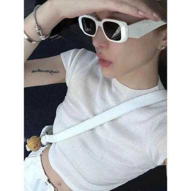 Kính Mát Pra-Da Dáng Vuông Nam Nữ Trendy - Kính Đi Biển Nhiều Màu 130k