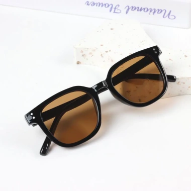 Kính Mát Trẻ Em Hàn Quốc Màu Kẹo Vuông, Chống UV, Cầu Vồng Cho Bé Trai & Gái 7