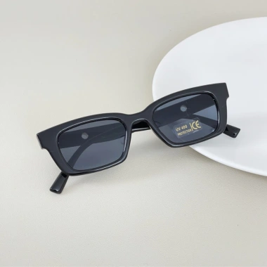 Kính Mát UV400 PKMK01 cho Bé trai và bé gái 2-8 tuổi, nhiều màu phong cách, bảo vệ mắt du lịch, giá ưu đãi 104.000₫ 9