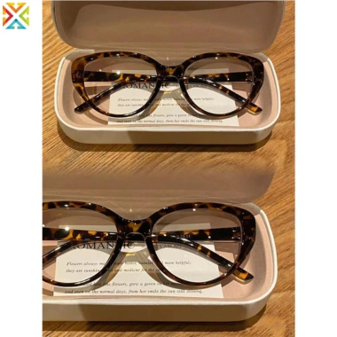 Kính Máy Tính Khung Mắt Mèo Nữ Chống Ánh Sáng Xanh Vintage Phẳng Giá 36.536₫ 5 Kính Máy Tính Khung Mắt Mèo Nữ Chống Ánh Sáng Xanh Vintage Phẳng Giá 36.536₫ 5