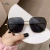 Kính râm du lịch biển Unisex đa giác kim loại thời trang đa năng giảm giá 31.270₫ 7