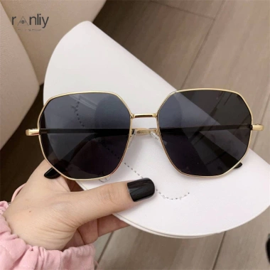 Kính râm du lịch biển Unisex đa giác kim loại thời trang đa năng giảm giá 31.270₫