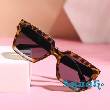 Kính râm gọng vuông cho bé 0-8 tuổi, chống tia UV, thiết kế đáng yêu, bảo vệ mắt 8 Kính râm gọng vuông cho bé 0-8 tuổi, chống tia UV, thiết kế đáng yêu, bảo vệ mắt 8