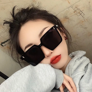 Kính râm nam nữ Bluehope KTT53 bản to chống nắng form vuông, nhiều màu, thời trang cá tính 21.000đ 2
