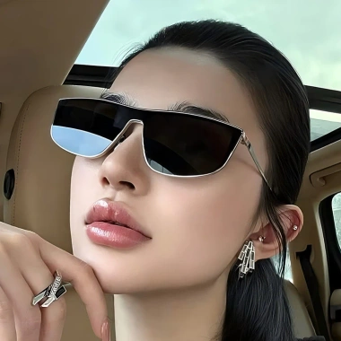Kính râm nam nữ cao cấp kim loại thời trang phong cách punk - Giá chỉ 93.960₫