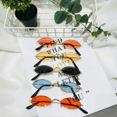 Kính râm oval nhỏ nam nữ phong cách hiphop cá tính thời trang chụp hình 10.000đ 8