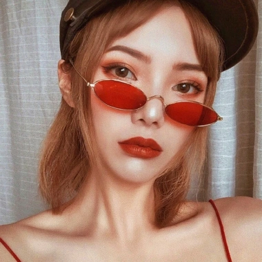 Kính râm oval nhỏ nam nữ phong cách hiphop cá tính thời trang chụp hình 10.000đ 9