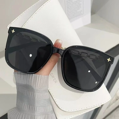 Kính râm thời trang Hàn Quốc Unisex cổ điển, chống tia UV, giá chỉ 35.640 VND