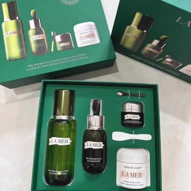 La Mer King Dưỡng Ẩm Món Hộp Quà 60 Tinh Chất Cô Đặc 50 Xanh Kem Mắt Nước – 642.921₫