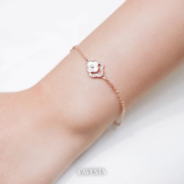 Lắc tay bạc nữ mạ vàng hồng 18K LAVESTA LAV061 cỏ 4 lá đôi thiết kế mới sang chảnh - Giá ưu đãi 840k 6 Lắc tay bạc nữ mạ vàng hồng 18K LAVESTA LAV061 cỏ 4 lá đôi thiết kế mới sang chảnh - Giá ưu đãi 840k 6
