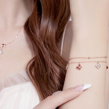 Lắc tay bạc nữ mạ vàng hồng 18K LAVESTA LAV115 Cloverfly Cánh bướm đỏ quyến rũ 1,090,000₫ 2 Lắc tay bạc nữ mạ vàng hồng 18K LAVESTA LAV115 Cloverfly Cánh bướm đỏ quyến rũ 1,090,000₫ 2