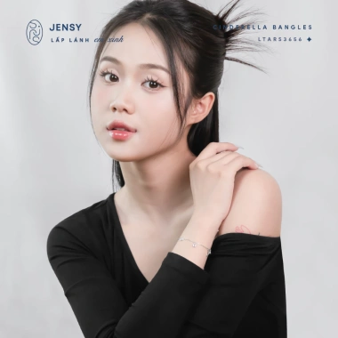 Lắc tay bạc nữ S925 JENSY charm độc đáo Cinderella- vòng tay xinh xắn 709.000₫ 4 Lắc tay bạc nữ S925 JENSY charm độc đáo Cinderella- vòng tay xinh xắn 709.000₫ 4