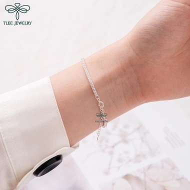 Lắc tay bạc nữ TLEE full dải đá lấp lánh - Giảm còn 832.000đ 4 Lắc tay bạc nữ TLEE full dải đá lấp lánh - Giảm còn 832.000đ 4
