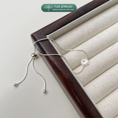 Lắc tay bạc nữ TLEE - Vòng mì rút charm hoa cúc xinh xắn, giảm giá 864.000đ