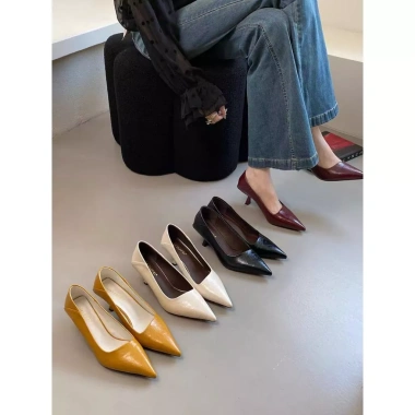 LAMODE Giày Cao Gót Retro Hàn Quốc Mũi Nhọn Máy Bơm Gót Nữ Sang Trọng - Giảm 23% 3 LAMODE Giày Cao Gót Retro Hàn Quốc Mũi Nhọn Máy Bơm Gót Nữ Sang Trọng - Giảm 23% 3