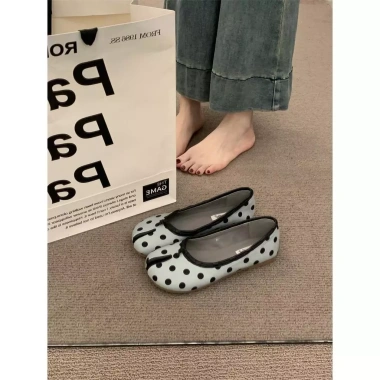 LAMODE Giày Đế Chấm Bi Nữ Xuân Thu - Thoải Mái, Heo Xẻ Ngón, Giày Đậu Hà Lan 6 LAMODE Giày Đế Chấm Bi Nữ Xuân Thu - Thoải Mái, Heo Xẻ Ngón, Giày Đậu Hà Lan 6