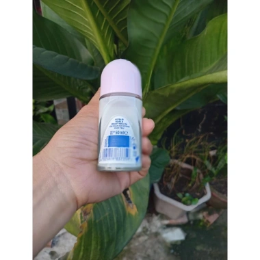 Lăn khử mùi NIVEA Pearl & Beauty 50ml – hương thơm mịn, tự tin cả ngày, giá ưu đãi 55.566đ 3