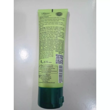 Lana Kem Dưỡng Da Tay Aloe Vera 80g - Dưỡng ẩm, Bảo Vệ, Mềm Mại Da, Giá 63.000 VND 5 Lana Kem Dưỡng Da Tay Aloe Vera 80g - Dưỡng ẩm, Bảo Vệ, Mềm Mại Da, Giá 63.000 VND 5