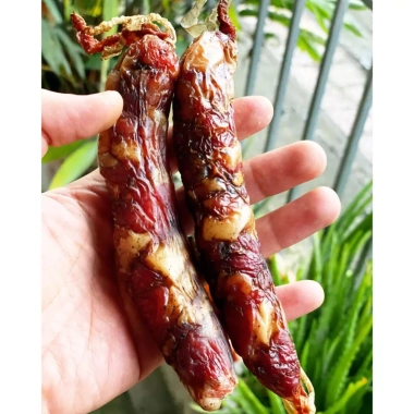Lạp Xưởng Tây Bắc Chuẩn Vị – Thịt Heo Hảo Hạng, Đậm Đà, Chỉ 300.000₫
