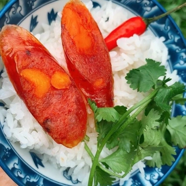 Lạp Xưởng Tôm Trứng Muối Sóc Trăng 500g - Heo Khô Thơm Ngon - FunnyFood 89k