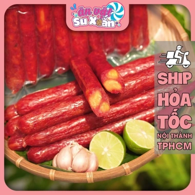 Lạp xưởng tôm trứng muối và tôm khô Ăn Vặt Su Xoắn giá 100.000đ, thơm ngon, giòn tan