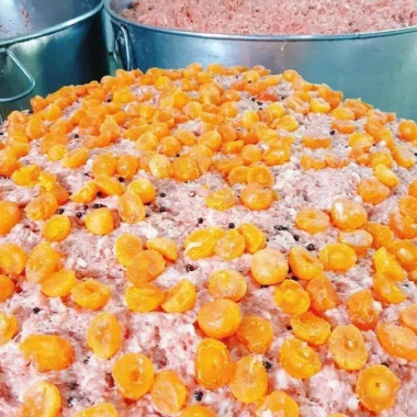 Lạp xưởng trứng muối đặc biệt thơm ngon Đặc sản Tết 500g/1kg giảm giá HTC Food 9