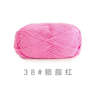 Len Susan Family 4 Cuộn 50gr Mã 01-50 - Đường may bền, giá ưu đãi 40.500 VND 39