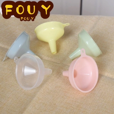 Lequ mua 2 tặng 3 phễu nhựa trong suốt mini đổ tinh dầu chai nước hoa - dụng cụ nhà bếp