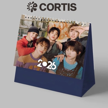Lịch để bàn CORTIS Idol Thần Tượng 2.026 Chữ Nhật Ngang Tiện Lợi Giá 120k Lịch để bàn CORTIS Idol Thần Tượng 2.026 Chữ Nhật Ngang Tiện Lợi Giá 120k