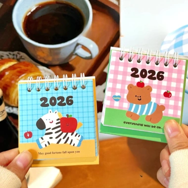 Lịch Để Bàn Mini 2.026 K139 - Hoạt Hình, Gấp Đáy Tiện Lợi, Giá 14.000 VND 3