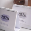 Lịch để bàn nhỏ 2.025-2.026 lật đứng, chạy 7/2.025-12/2.026, danh sách việc cần làm & ghi chú, dây buộc kim loại 8