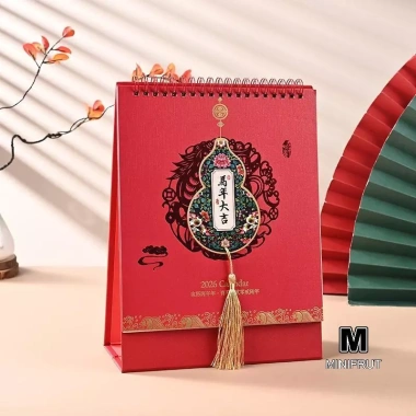 Lịch để bàn Tết Nguyên Đán 2.026 – Chủ đề bầu cử màu đỏ có sel, thiết kế mới, giảm giá