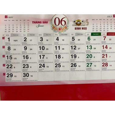 Lịch Tết treo tường 2.026 lò xo âm dương 13 tờ - KT cả bìa 38x70cm - Giá chỉ 70.000đ 2