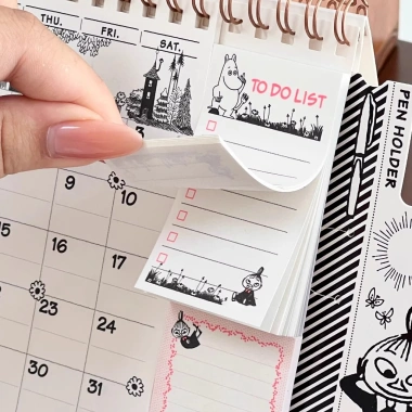 Lịch Tháng Moomin 2.026 Để Bàn – Thiết Kế Tối Giản, Kế Hoạch, Quà Dễ Thương 2