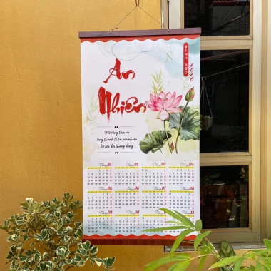 Lịch treo tường 2.026 Tranh Thư Pháp Canvas 40x70cm kèm nẹp gỗ 2 đầu, lịch âm, giá chỉ 135k 2 Lịch treo tường 2.026 Tranh Thư Pháp Canvas 40x70cm kèm nẹp gỗ 2 đầu, lịch âm, giá chỉ 135k 2