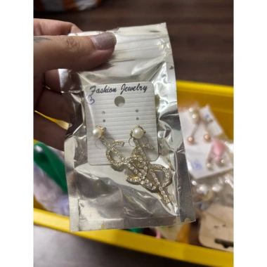Link Tổng Hợp Bông Tai Thời Trang Giá Rẻ 15.000 VND - Khuyến Mãi Đặc Biệt 4 Link Tổng Hợp Bông Tai Thời Trang Giá Rẻ 15.000 VND - Khuyến Mãi Đặc Biệt 4