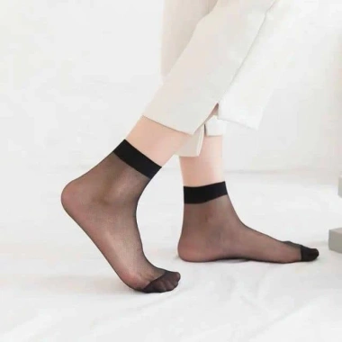 Lố 10 đôi Tất nữ đen cổ ngắn, mỏng mềm dai, giấy Hàn Quốc - Giá chỉ 29.000₫