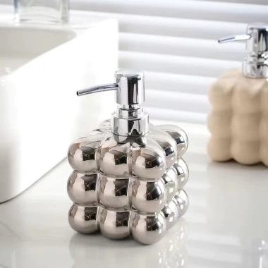 Lọ đựng nước rửa tay sứ cao cấp hình khối Rubik – Thiết kế đặc sắc, giảm giá 135k
