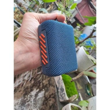Loa Bluetooth Go 3 - Thiet ke tre trung, gon nen, de mang theo, giam gia 20% - 165.000đ