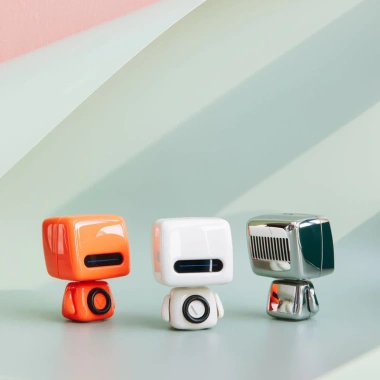 Loa Bluetooth Mini Robot giá rẻ 190k - Âm thanh mạnh, di động, quà tặng trẻ em
