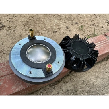Loa Treble Keo RCF 350 450 Âm thanh mạnh mẽ, giá giảm 17% chỉ 246.159 VND 5 Loa Treble Keo RCF 350 450 Âm thanh mạnh mẽ, giá giảm 17% chỉ 246.159 VND 5