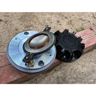 Loa Treble Keo RCF 350 450 Âm thanh mạnh mẽ, giá giảm 17% chỉ 246.159 VND 6 Loa Treble Keo RCF 350 450 Âm thanh mạnh mẽ, giá giảm 17% chỉ 246.159 VND 6