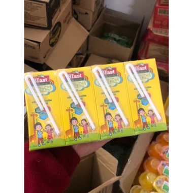 Lốc 4 hộp Sữa Ngũ Cốc Lúa Mạch Bfast vị ca cao 180ml Giá 35.000đ giảm 8.700đ