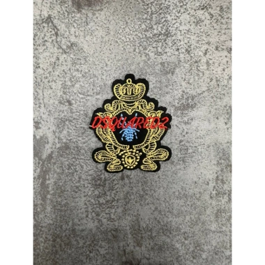Logo thêu đính ngực áo Dsqu2 ủi nhiệt, giá 8.000 VND, thời trang trẻ trung 4 Logo thêu đính ngực áo Dsqu2 ủi nhiệt, giá 8.000 VND, thời trang trẻ trung 4