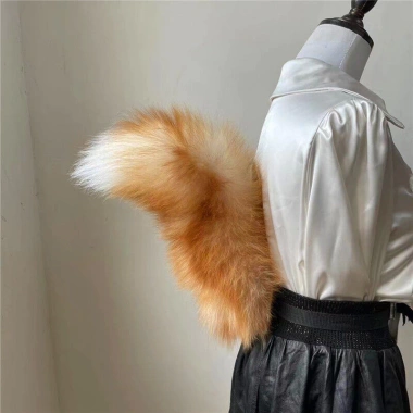Lông Cáo Đuôi Eo Sang Trọng - Cosplay Động Vật, Dẻo, Uốn Cong, Như Thật, Giá Ưu Đãi 184k
